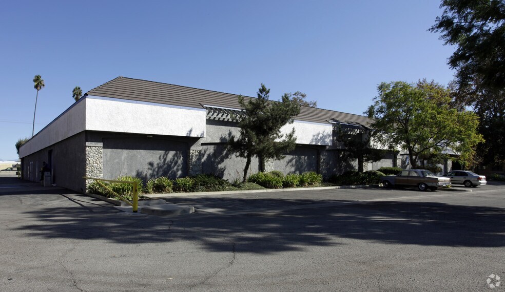 More Photos Of 9292 Foothill Blvd, Rancho Cucamonga Auto Repair For Lease