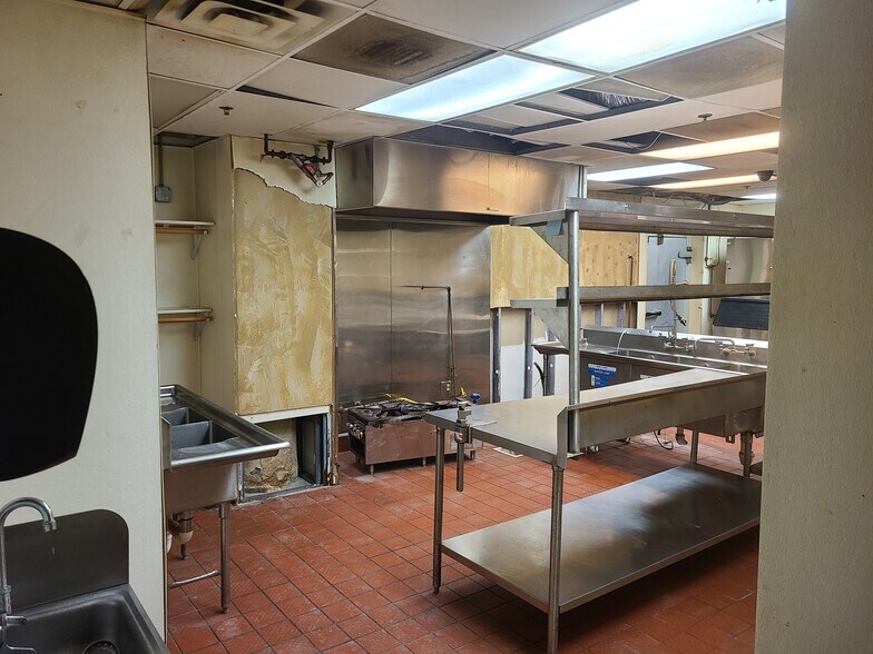 More Photos Of 304 15th Ave SE, Minneapolis Apartments For Lease