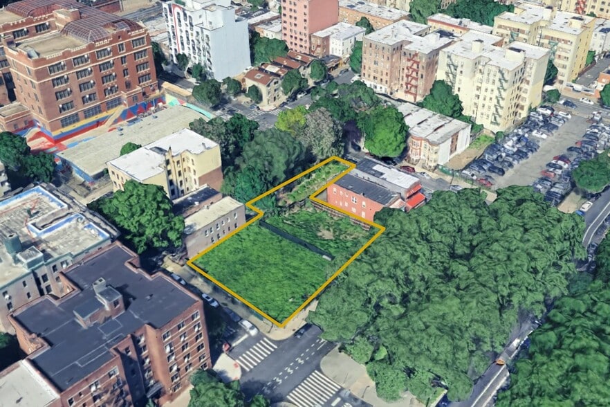 Primary Photo Of 231 Mount Eden Pky, Bronx Medical For Lease