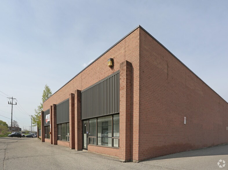 Primary Photo Of 100 Sheldon Dr, Cambridge Showroom For Lease