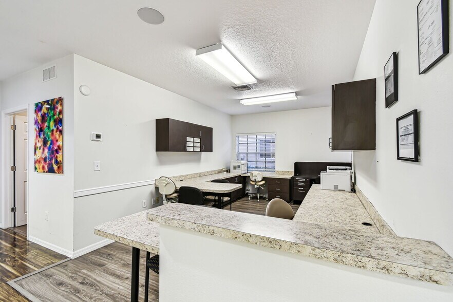 More Photos Of 7720 W Waters Ave, Tampa Office For Lease