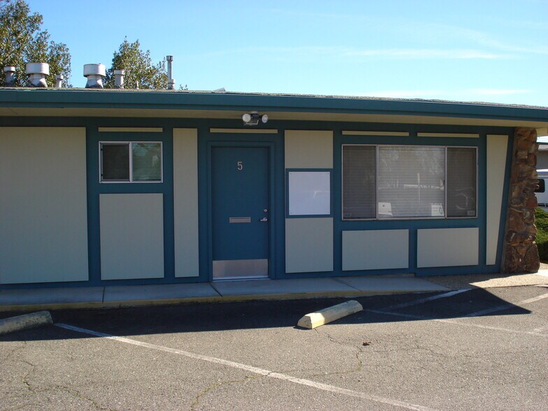More Photos Of 1133 Smith Ln, Roseville Medical For Lease