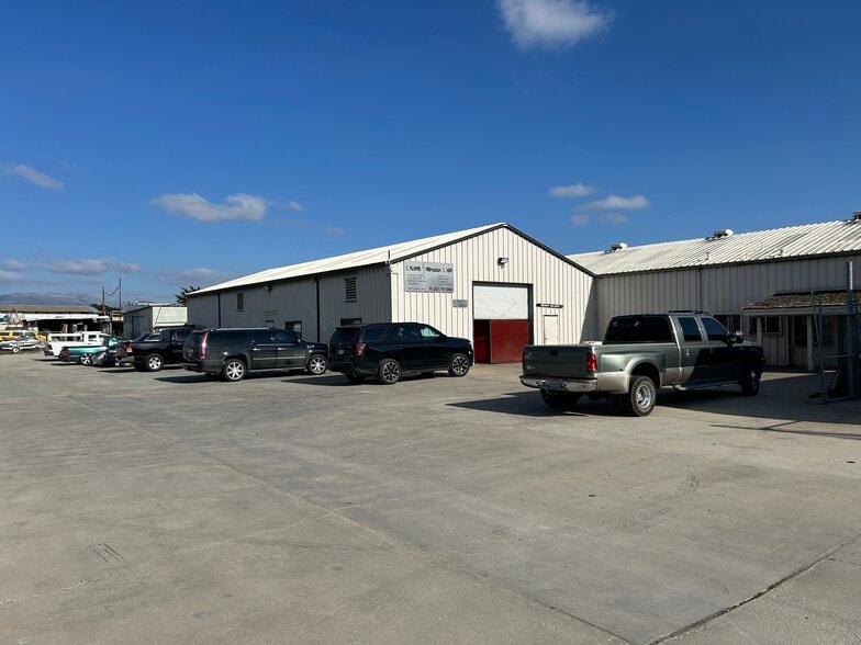 More Photos Of 1061 Terven Ave, Salinas Warehouse For Sale