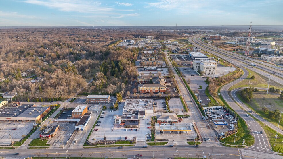 More Photos Of 27100 Chagrin Blvd, Beachwood Auto Dealership For Sale