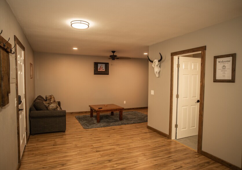 More Photos Of 152 Johnson Ave, Orofino Bar For Sale