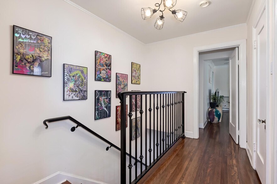 More Photos Of 615 N Plymouth Blvd, Los Angeles Apartments For Sale