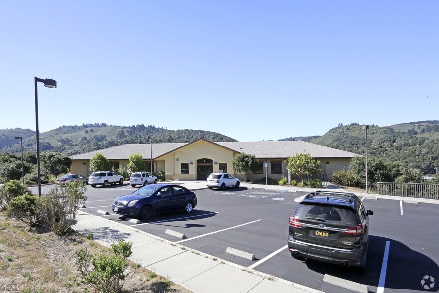 Primary Photo Of 101 Wilson Rd, Monterey Medical For Lease