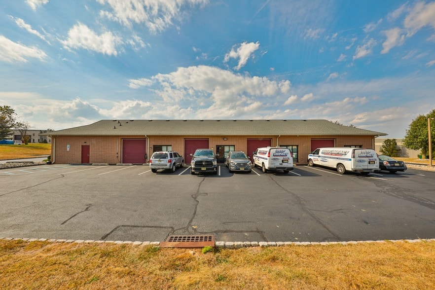 More Photos Of 120 Stryker Ln, Hillsborough Warehouse For Lease