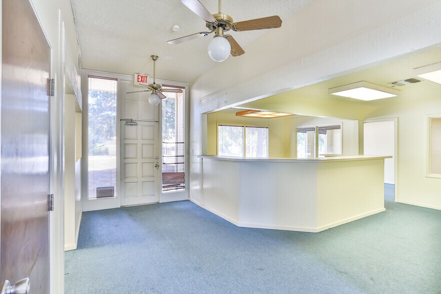 More Photos Of 2921 El Camino Ave, Sacramento Medical For Lease