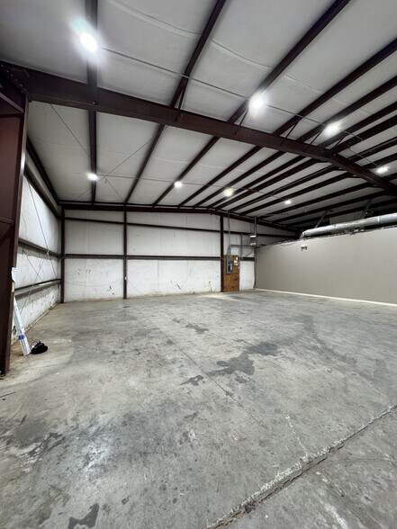 More Photos Of 55 Concourse Way, Greer Warehouse For Lease