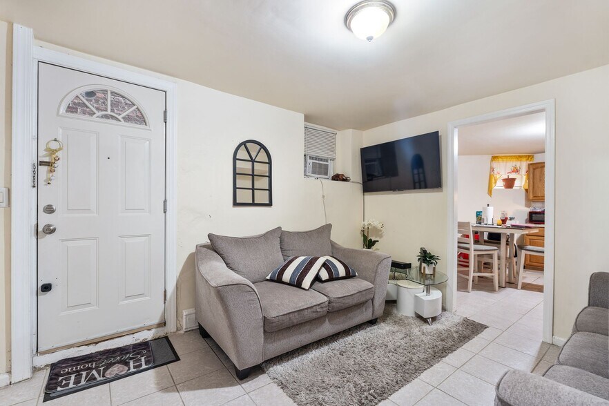 More Photos Of 14 48th St, Weehawken Apartments For Sale