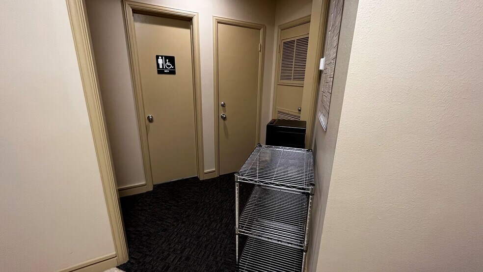 More Photos Of 2503 South Blvd, Houston Office For Sale