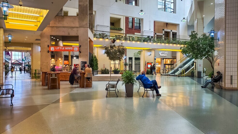 More Photos Of 303 Walnut St, Harrisburg Office For Lease