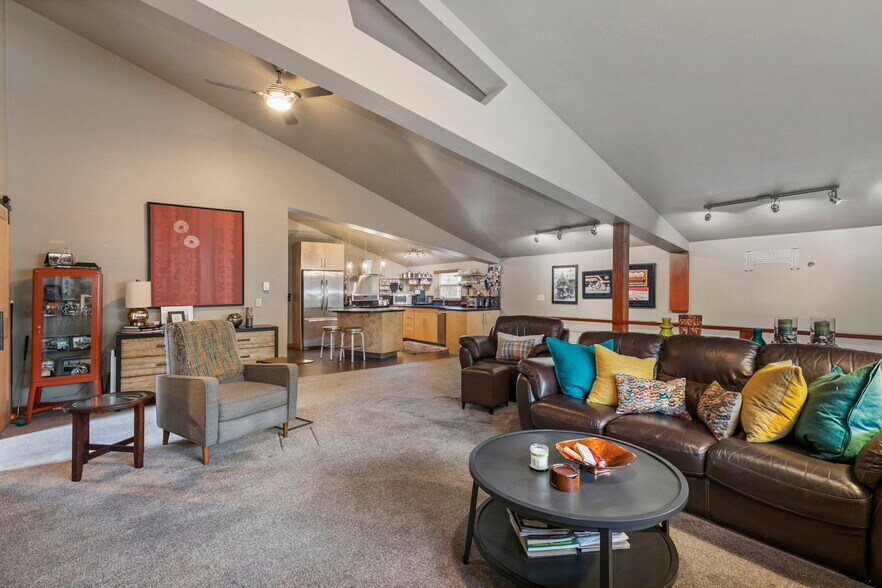 More Photos Of 3530 NE Old Belfair Hwy, Belfair Convenience Store For Sale