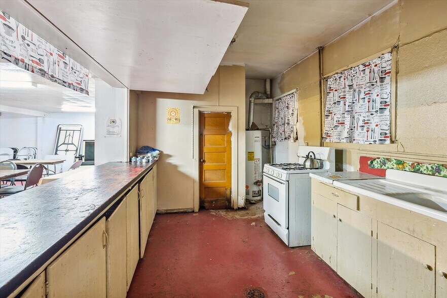 More Photos Of 3428 Littlejohn Ave, Fort Worth Religious Facility For Sale