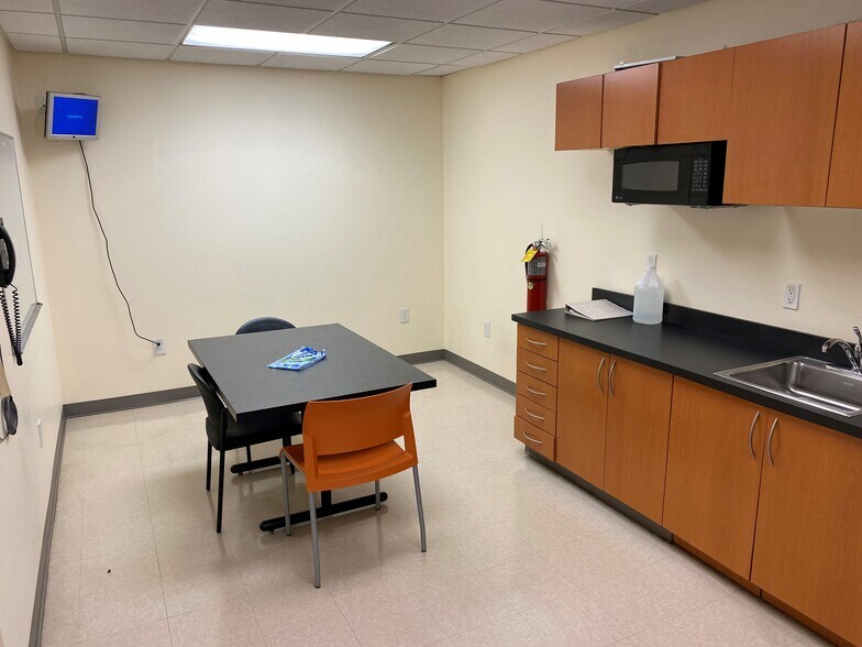 More Photos Of 1602 Walton Way, Augusta Bank For Sale