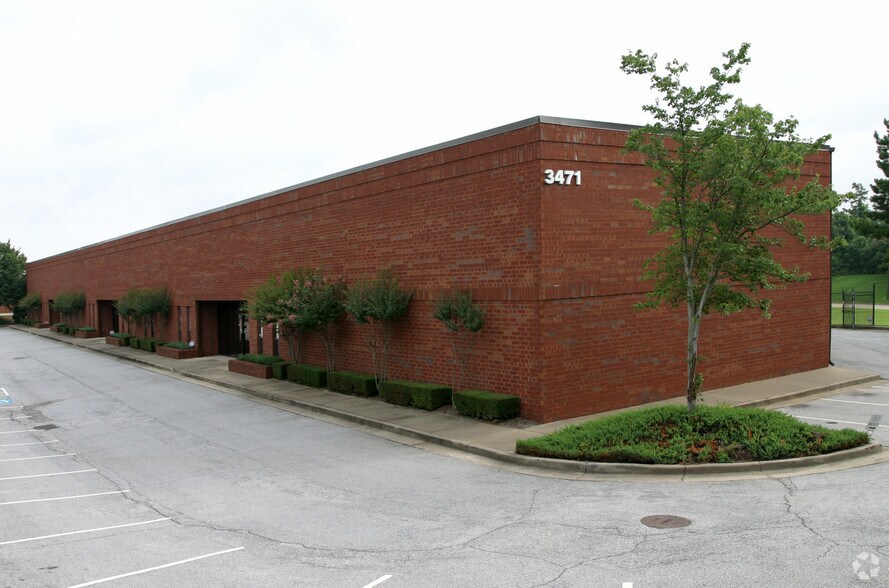 Primary Photo Of 3471 Atlanta Industrial Pky, Atlanta Flex For Lease