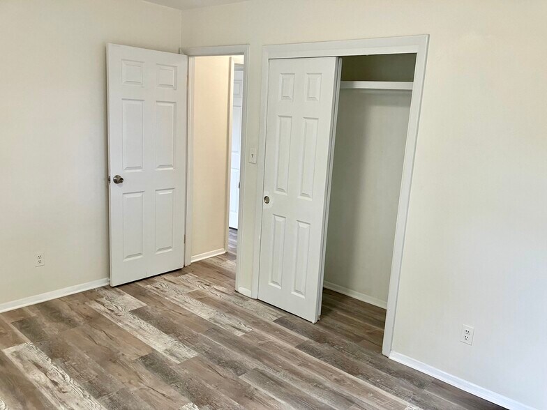 More Photos Of 141 Dunbar Ave, Fords Specialty For Sale