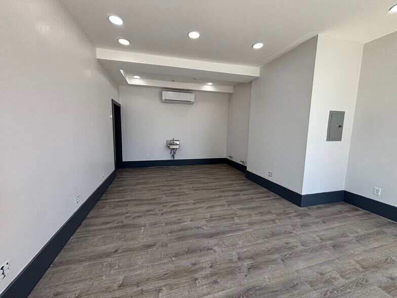 More Photos Of 90-96 Main St, Malden Storefront Retail Residential For Lease