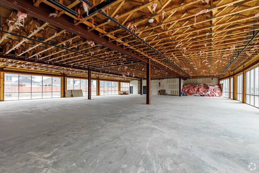 More Photos Of 1601 E Trinity Mills Rd, Carrollton Storefront Retail Office For Sale