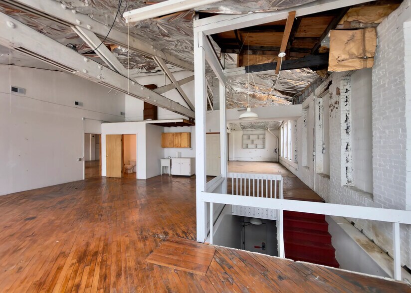 More Photos Of 1100 W Town St, Columbus Industrial For Sale