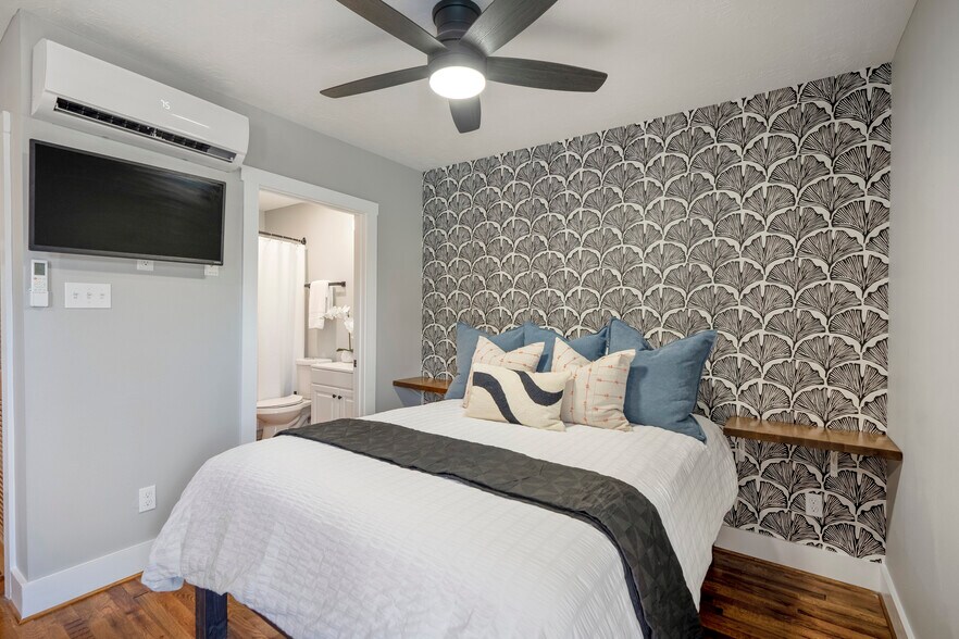 More Photos Of , Houston Multifamily For Sale