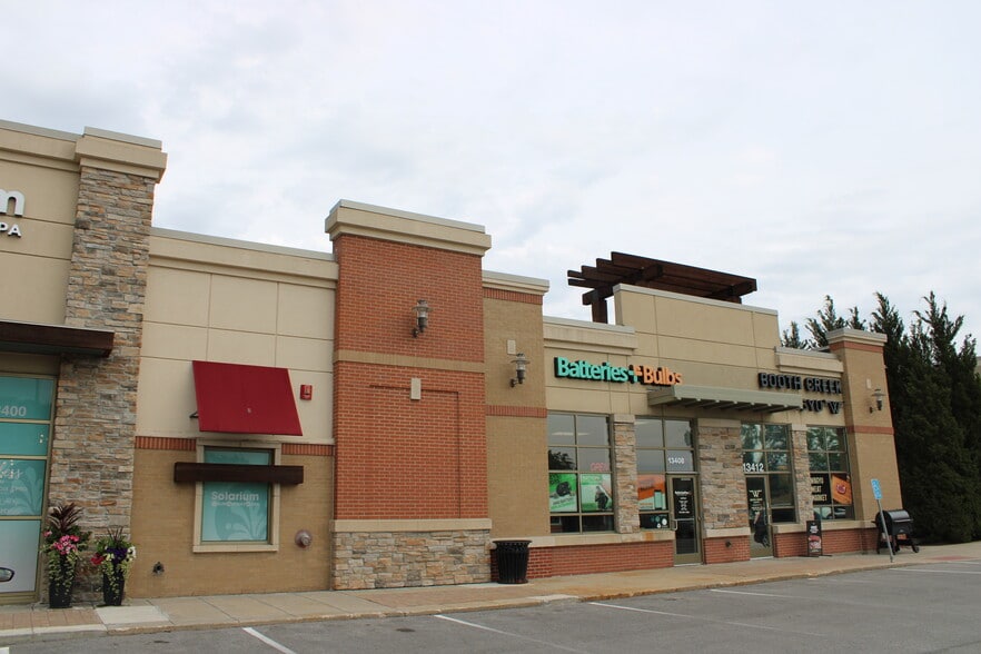 More Photos Of 13366-13386 Metcalf Ave, Overland Park General Retail For Lease
