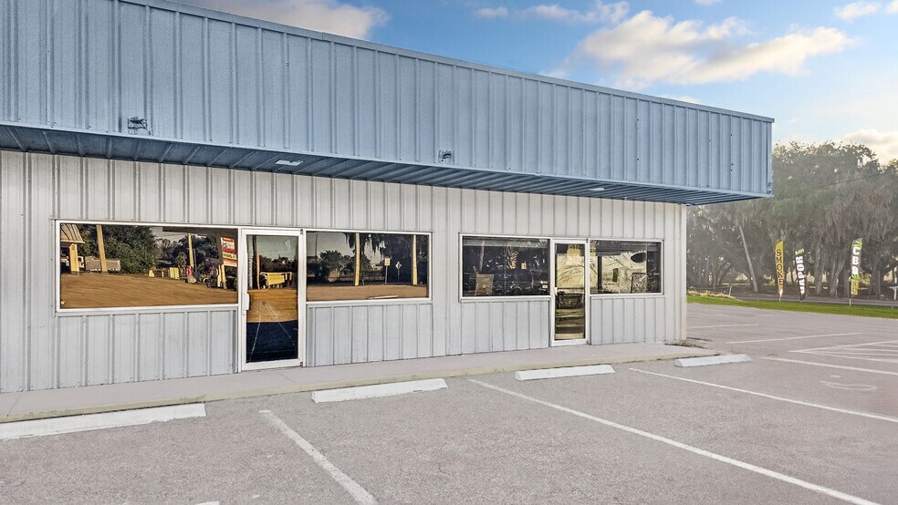 More Photos Of 3651 SE Us-441, Okeechobee Unknown For Lease