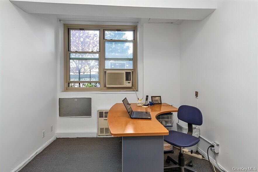 More Photos Of 2335 Bell Blvd, Bayside Apartments For Sale