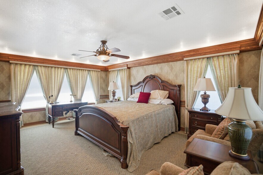 More Photos Of 18617 E State Highway 29, Buchanan Dam Apartments For Sale