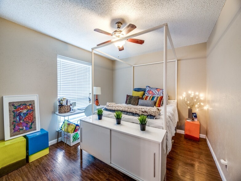 More Photos Of 5504-5508 Birchman Ave, Fort Worth Apartments For Sale