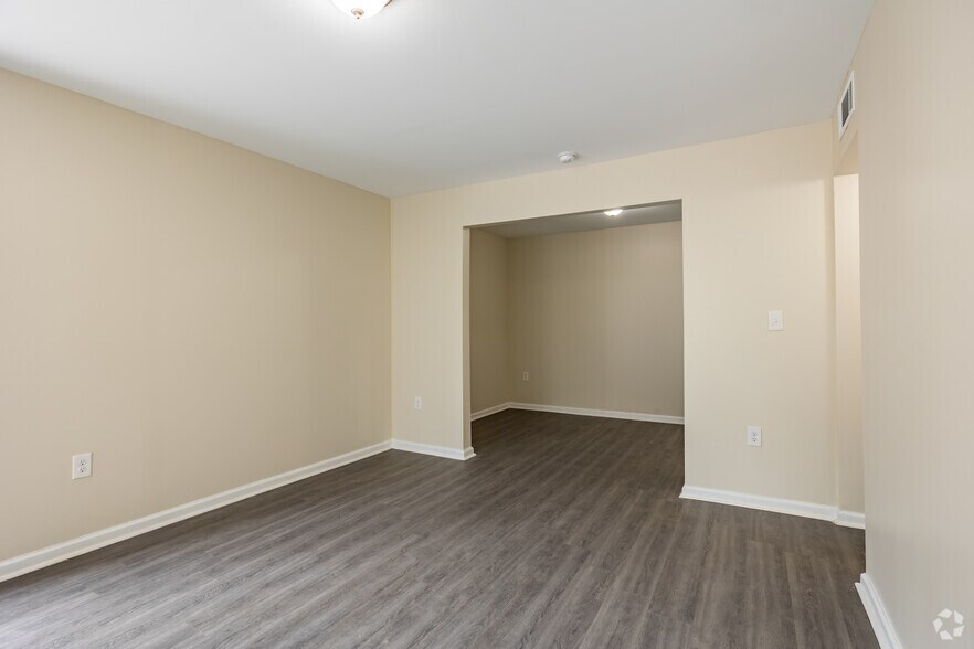 More Photos Of 925 Conley Rd, Atlanta Multifamily For Sale