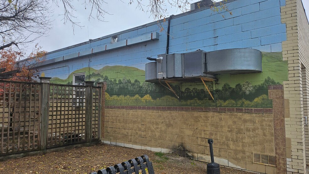 More Photos Of 412 Main St, Bottineau Freestanding For Sale