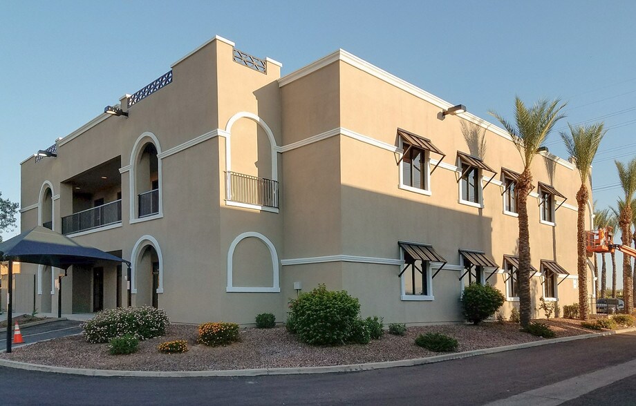 More Photos Of 12133 W Bell Rd, Surprise Storefront Retail Office For Lease