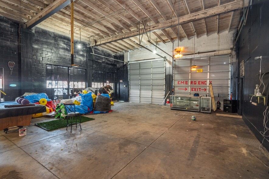 More Photos Of 322 S Scenic Hwy, Lake Wales General Retail For Sale