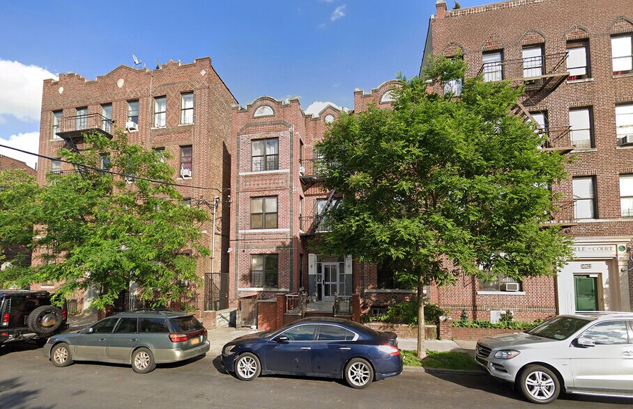 More Photos Of 1078 Willmohr St, Brooklyn Apartments For Sale