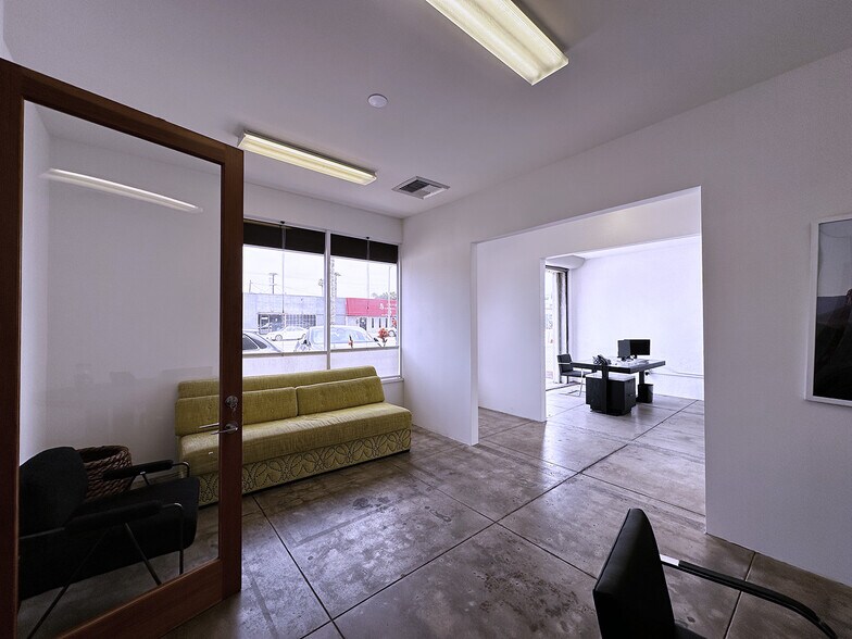 More Photos Of 11522 W Washington Blvd, Los Angeles Office For Lease