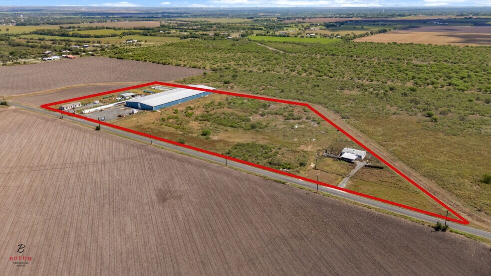 Primary Photo Of 833 County Road 583, La Coste Research And Development For Sale
