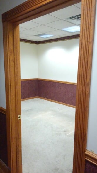 More Photos Of 790 Baltimore Pike, Concordville Storefront Retail Office For Lease