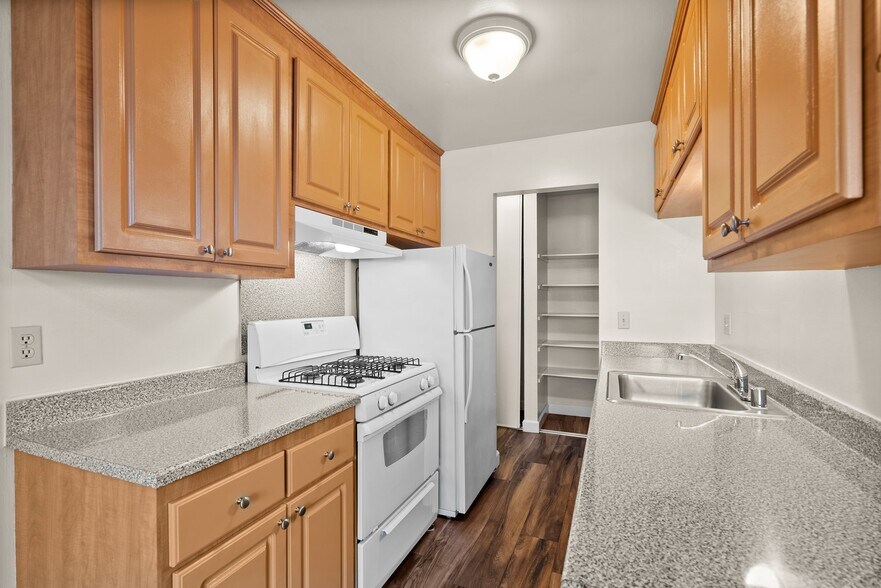 More Photos Of 3515 Chestnut Ave, Concord Apartments For Sale