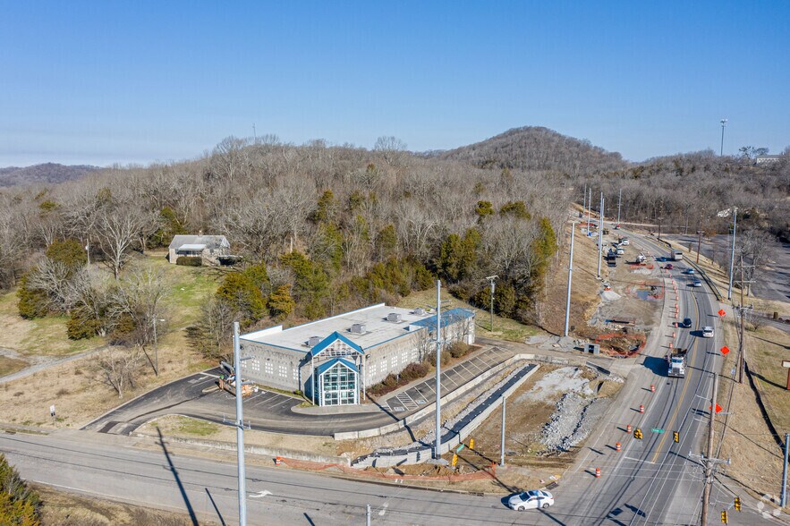 More Photos Of 4201 Clarksville Hwy, Nashville Drugstore For Lease
