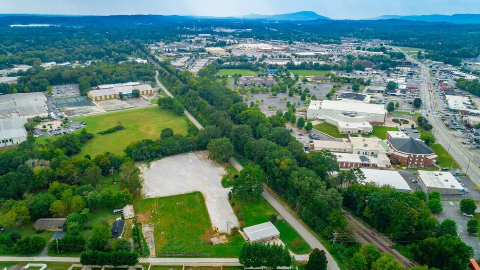 More Photos Of 4913 Adams Rd, Hixson Land For Lease