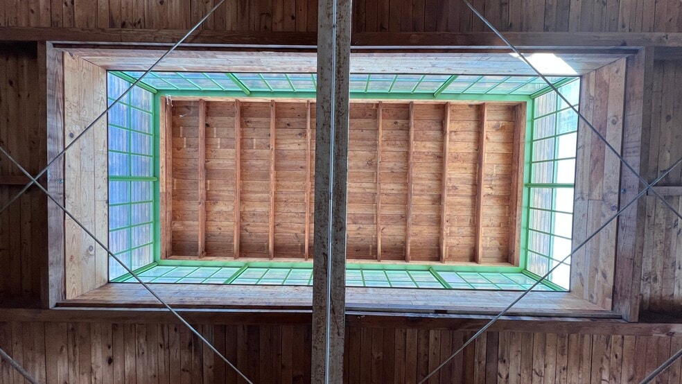 More Photos Of 5644 Navigation Blvd, Houston Unknown For Lease