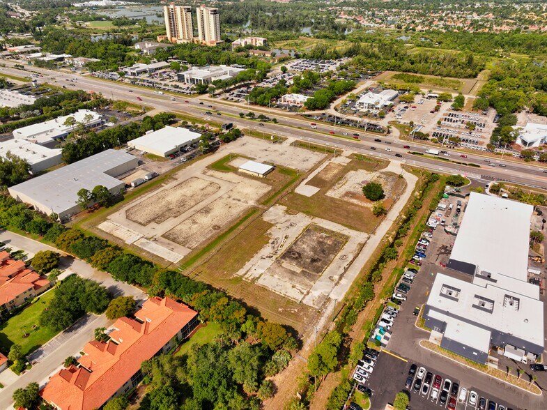 More Photos Of 14101 S Tamiami Trl, Fort Myers General Retail For Sale