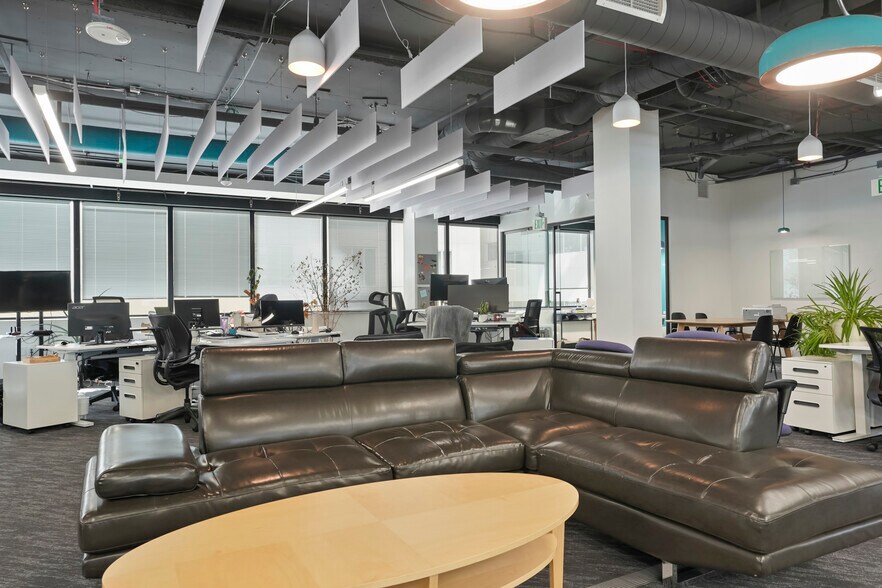 More Photos Of 140 E 19th Ave, Denver Office For Sale