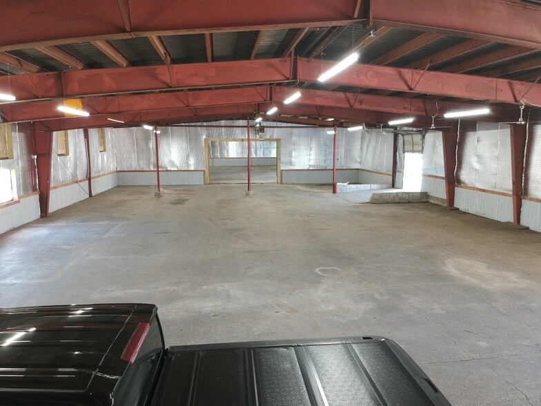 More Photos Of 322 Terminal St SW, Grand Rapids Distribution For Lease