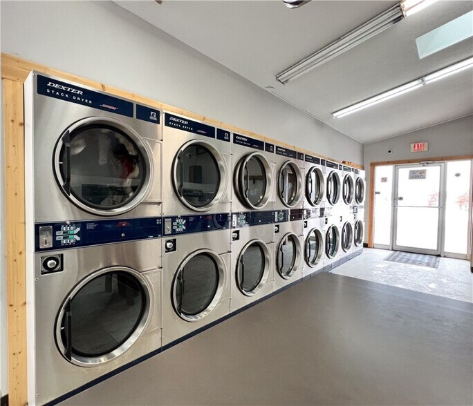 More Photos Of 701 S River St, Spooner Carwash For Sale