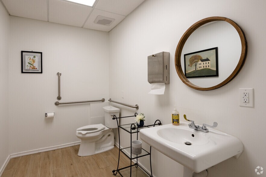 More Photos Of 601 Ewing St, Princeton Unknown For Lease