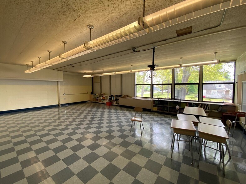 More Photos Of 6812 BROWN St, Port Norris Schools For Sale