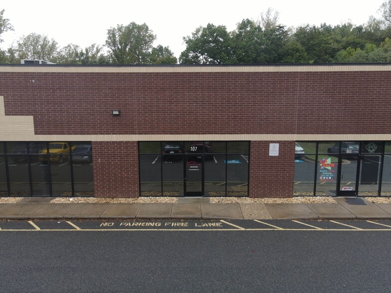 Primary Photo Of 3619 Richmond Hwy, Stafford Light Distribution For Lease